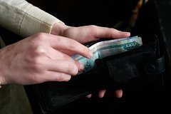 Почти половина россиян не смогла копить в 2025 году