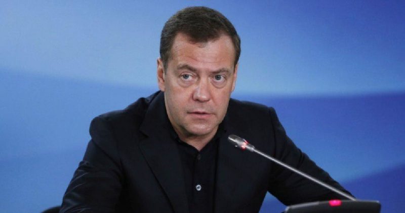 Медведев освободил Ентальцеву от должности главы протокола премьера