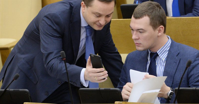 Пришли за телефонами. Сенаторам пора остановить финансовый нажим на граждан