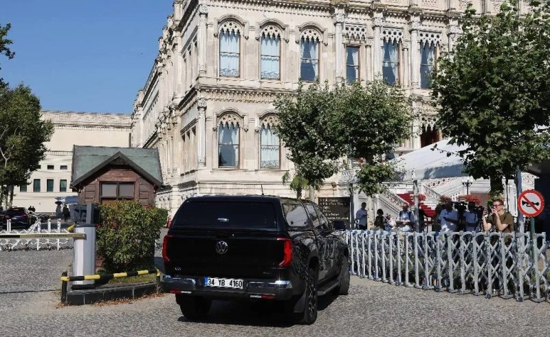 В Стамбуле начался третий раунд переговоров России и Украины