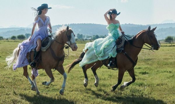 vogue посвятил новое количество дружбы, Giji Hadid и Kendall Jenner (Photo)