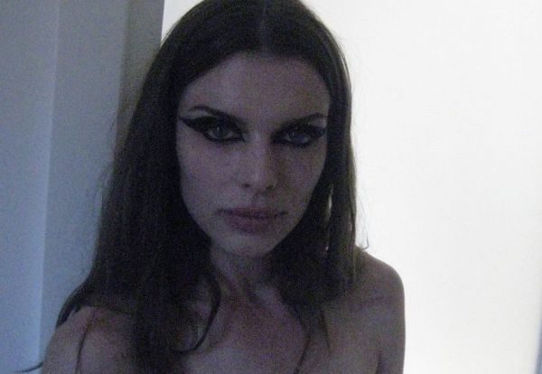 Джулия Фокс снялась в пряном нижнем белье (фото)