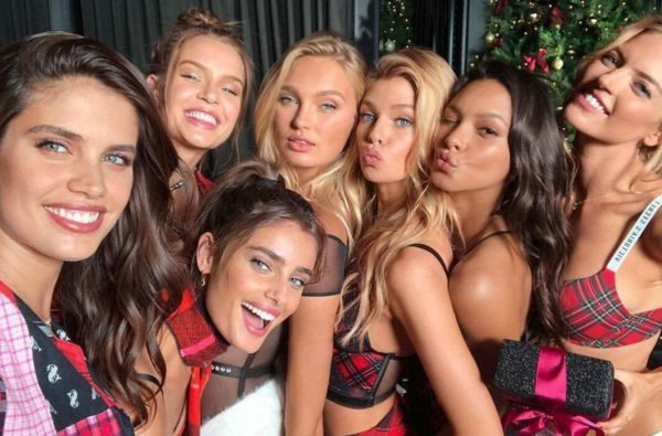 Victoria's Secret отказалась участвовать в показе модели, больной раком