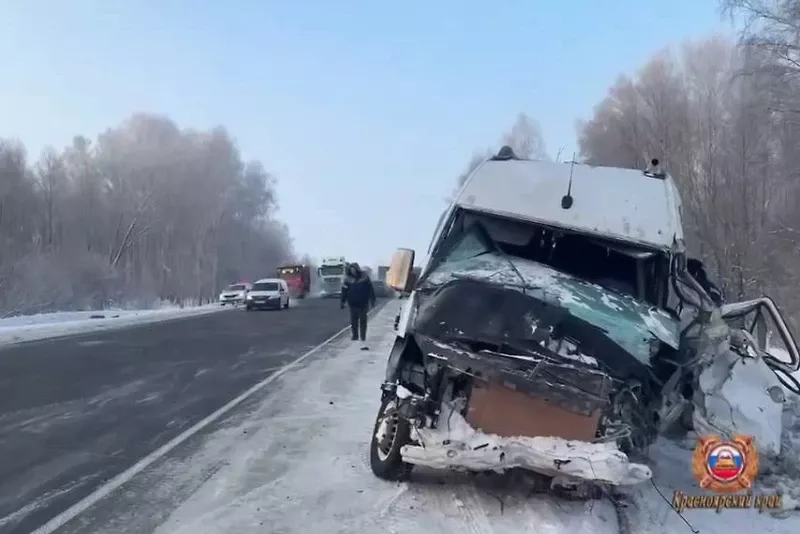 Количество пострадавших в ДТП с автобусом в Красноярском крае выросло до 13