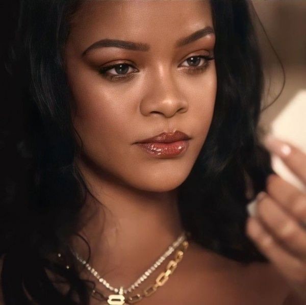 Рианна снялась в пикантной фотосессии нижнего белья (фото)