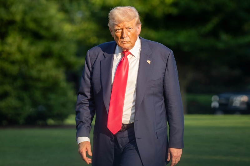 Читайте, но платите: Журналисты оспаривают в суде решение Трампа о платных постах