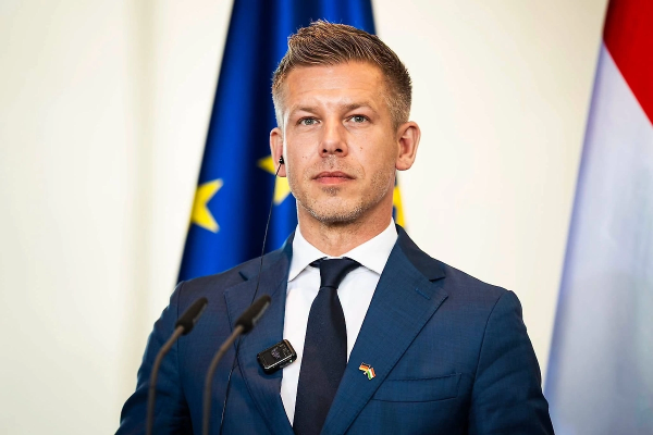 Мадьяр: Венгрия не будет поставлять оружие Украине и разрешать его транзит