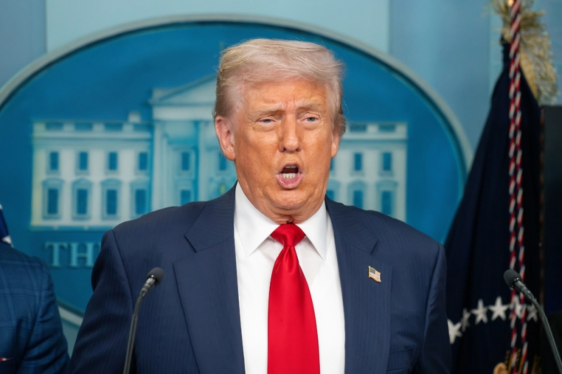 Трамп захотел выяснить, кто принял решение по отключению Starlink на Украине