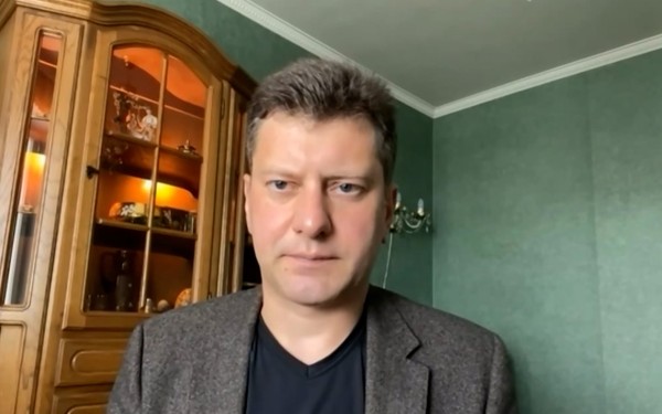 Экономист рассказал, чем вызвано желание россиян хранить наличные деньги